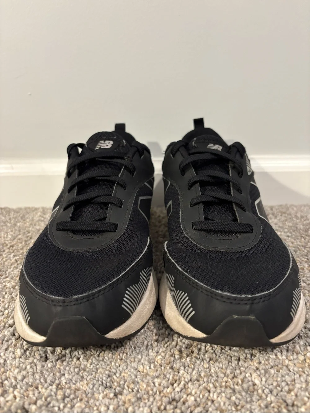 New Balance 545 Men’s Athletic Sneaker Lace-Up Low Top Black/White GK545BO1 Sz 7